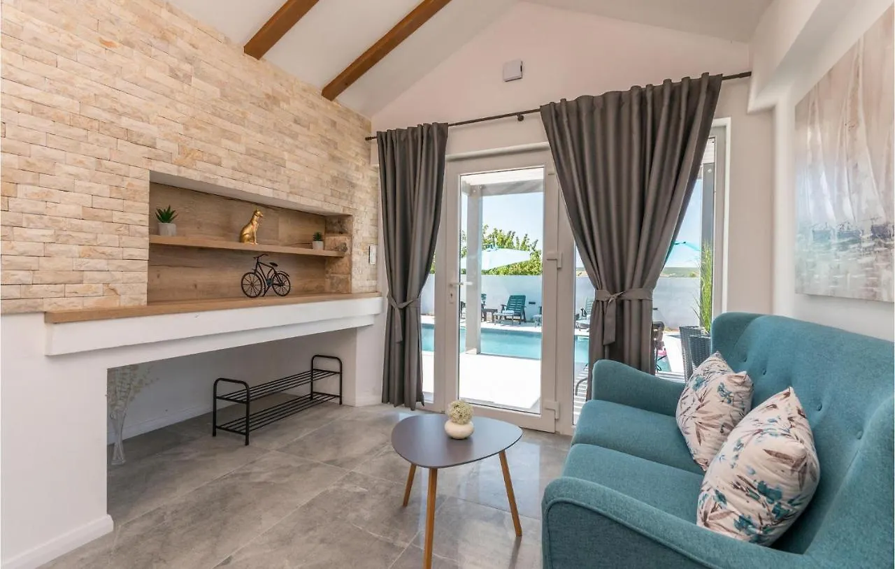 2 Bedroom Amazing Home In Gornje Rastane Gorica  Holiday home Gorica (Zadar)