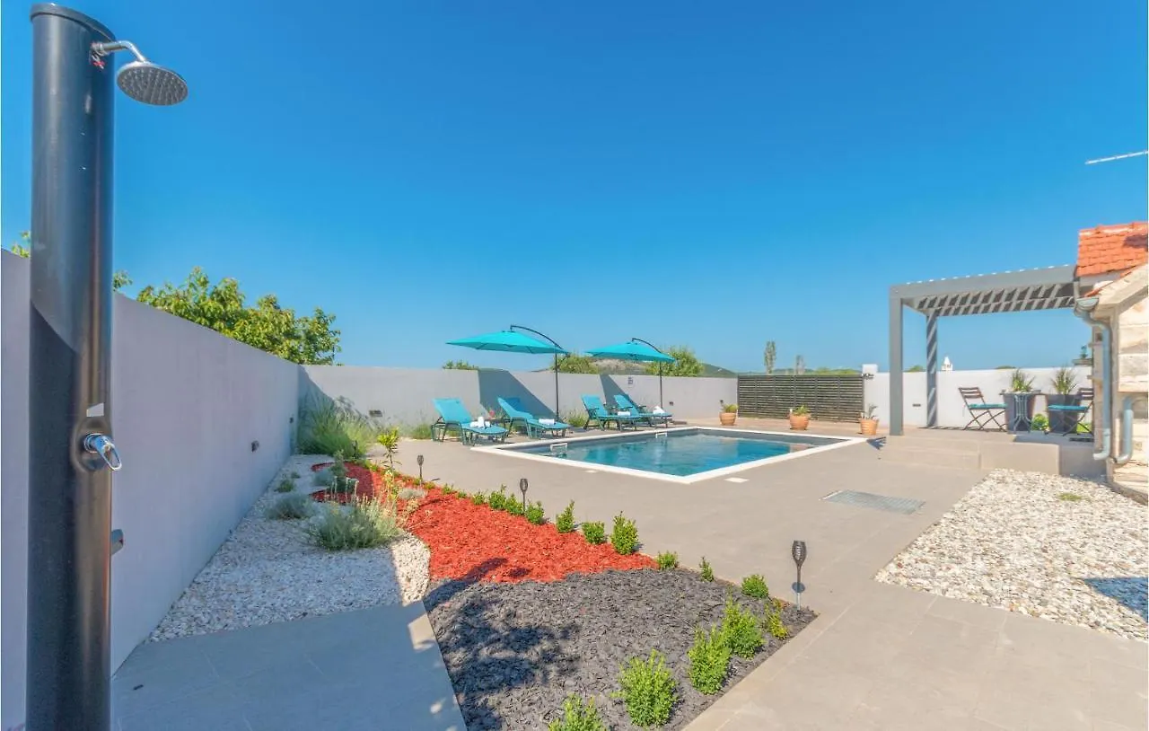 2 Bedroom Amazing Home In Gornje Rastane Gorica  Croatia