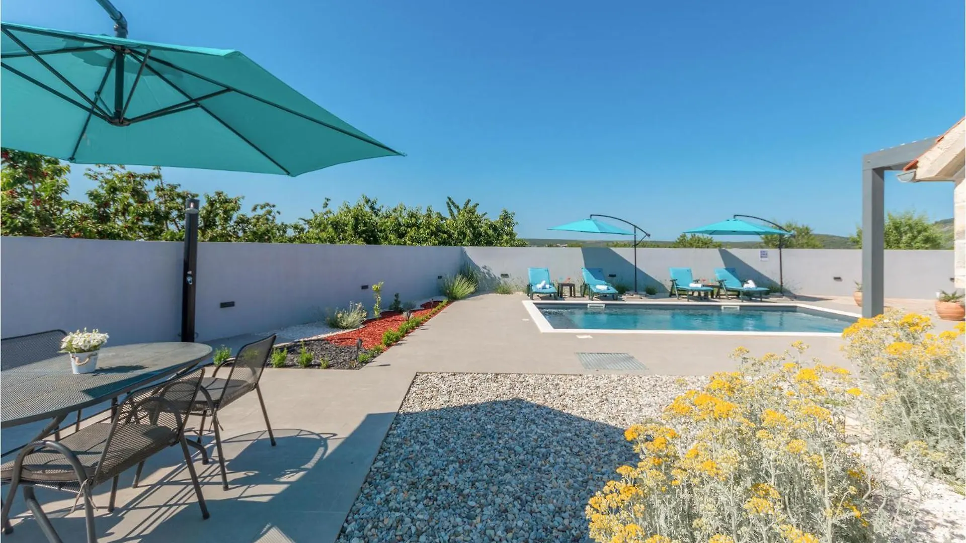2 Bedroom Amazing Home In Gornje Rastane Gorica  Gorica (Zadar)